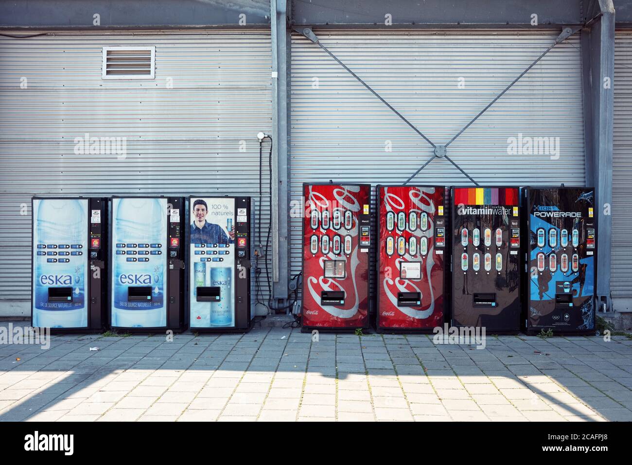 Montreal, Kanada - Juni 2018: Getränkeautomaten auf der Straße im alten Hafen in Montreal, Quebec, Kanada. Stockfoto