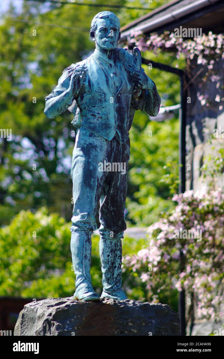 Bronzestatue des walisischen romantischen Dichters HEDD Wyn Stockfoto