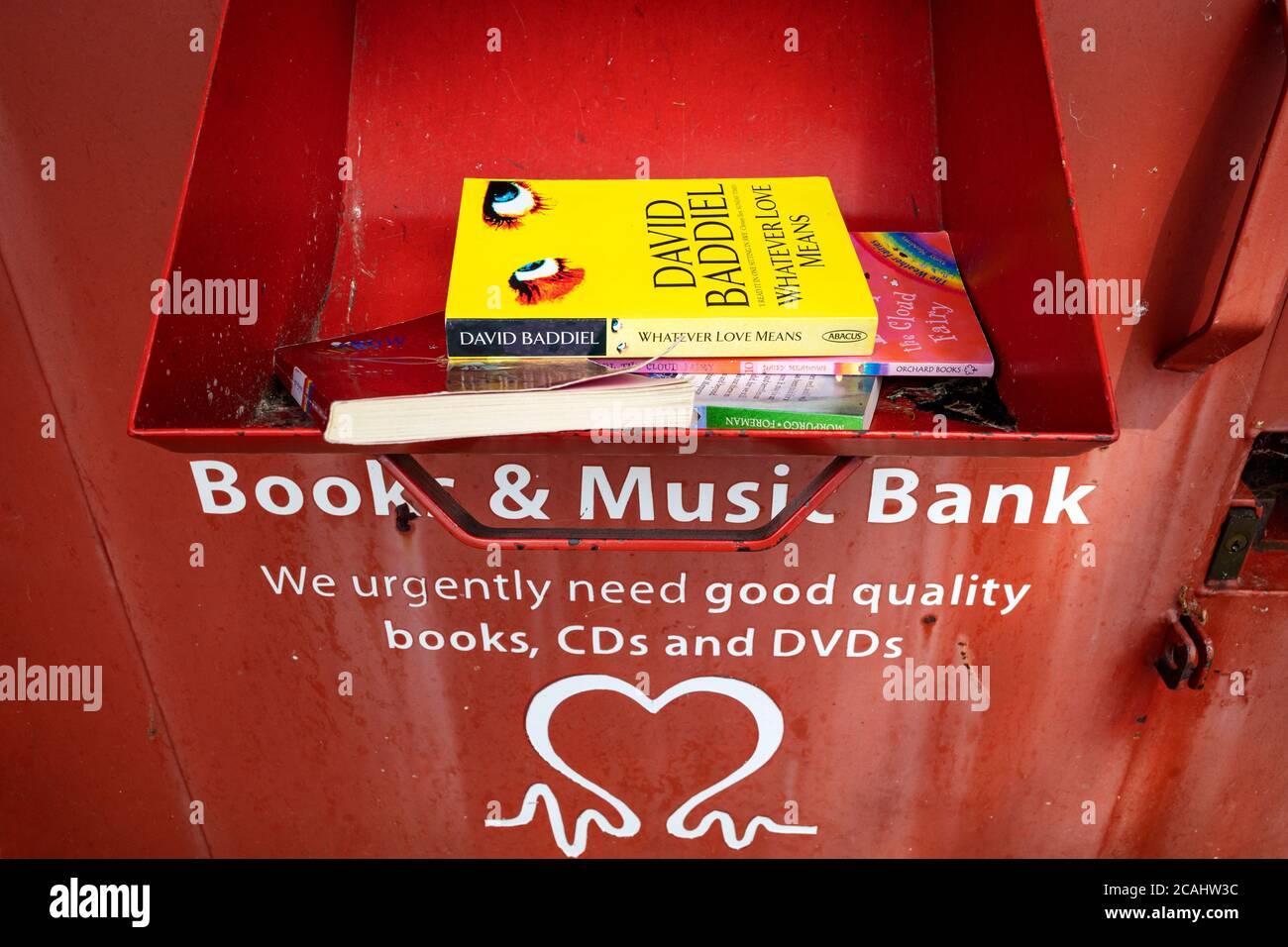British Heart Foundation Charity Buch und Musikbank Stockfoto