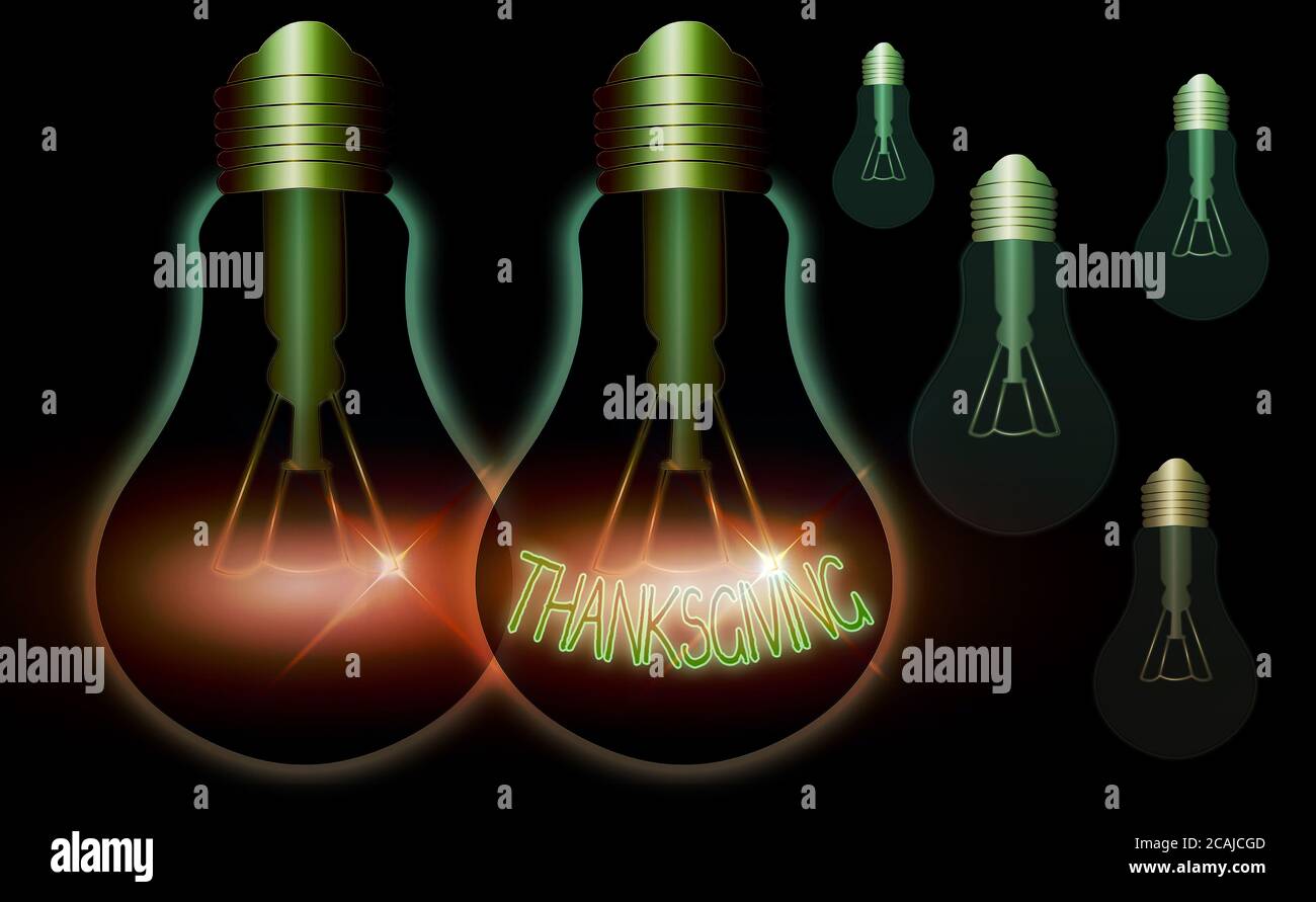 Schriftliche Notiz mit Thanksgiving. Geschäftskonzept für die öffentliche Anerkennung oder Feier der göttlichen Güte realistisch farbige Vintage-Glühbirnen, Stockfoto
