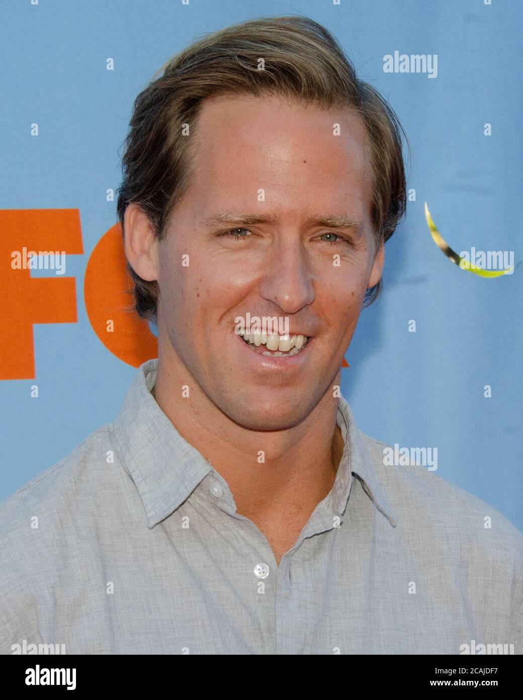 26. August 2012, Santa Monica, California, USA: NAT Faxon nimmt an der New FOX Tuesday Screening-Veranstaltung Teil, mit Live-Fragen und ANTWORTEN auf der breiten Bühne. (Bild: © Billy Bennight/ZUMA Wire) Stockfoto