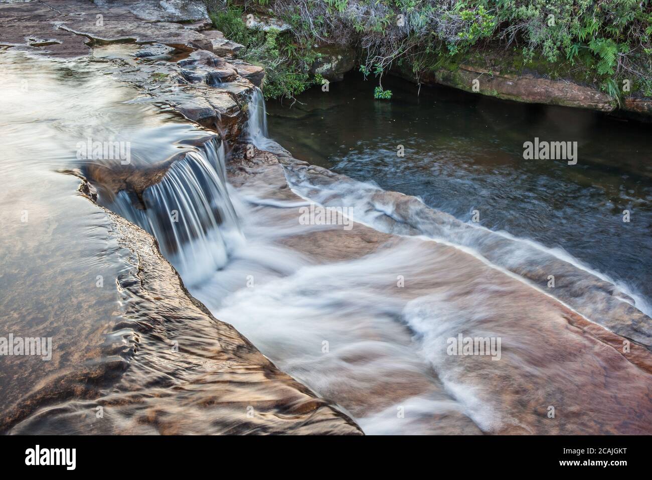 Kleiner Wasserfall im Guartela State Park - Tibagi - Parana - Brasilien Stockfoto