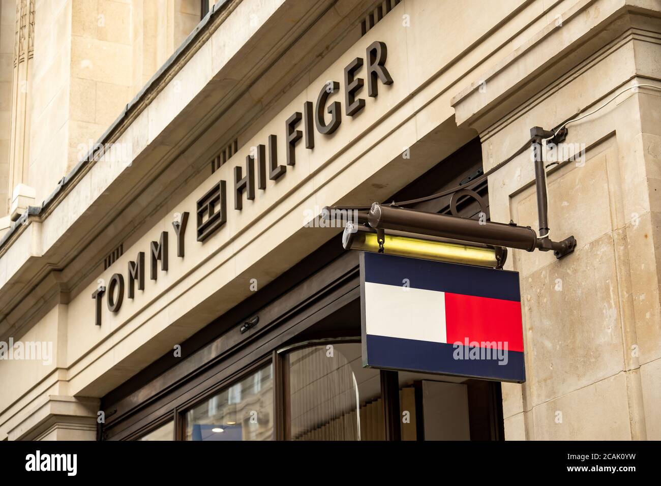 LONDON: Tommy Hilfiger Store in der Regent Street, einer amerikanischen Modemarke Stockfoto