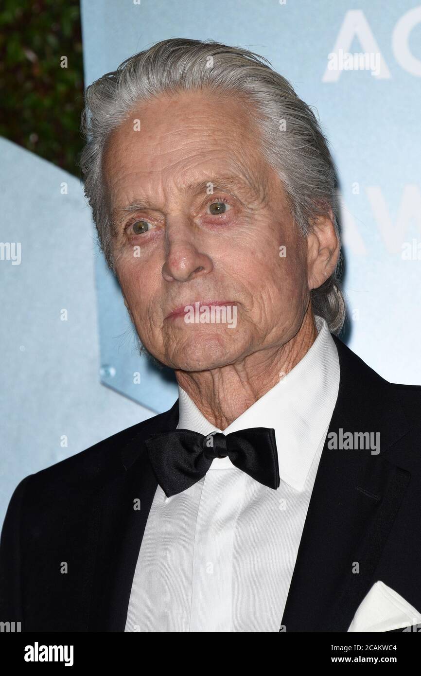 LOS ANGELES - JAN 19: Michael Douglas bei den 26. Screen Actors Guild Awards im Shrine Auditorium am 19. Januar 2020 in Los Angeles, CA Stockfoto