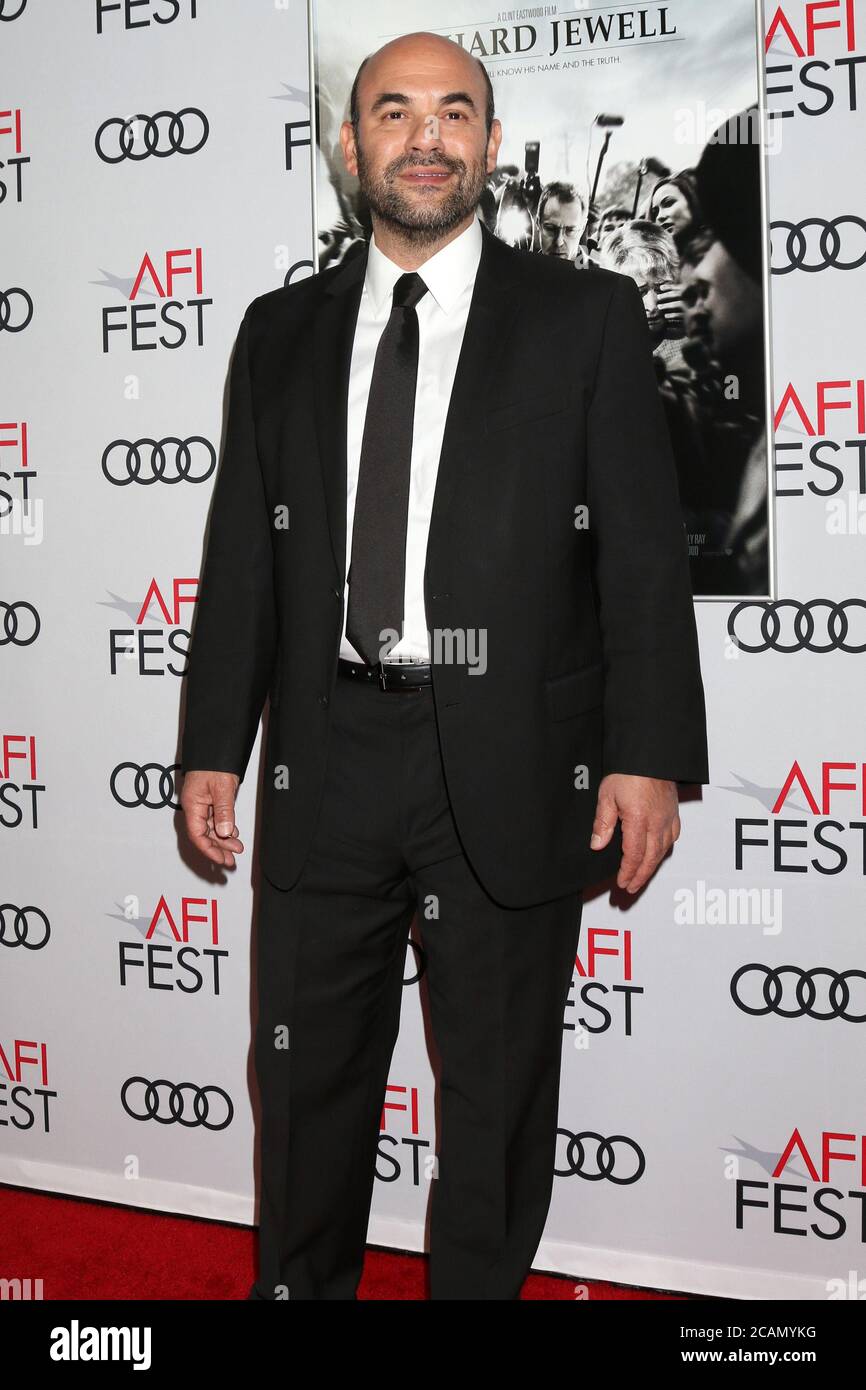 LOS ANGELES - NOV 20: Ian Gomez bei der AFI Gala - Richard Jewell Premiere im TCL Chinese Theatre IMAX am 20. November 2019 in Los Angeles, CA Stockfoto