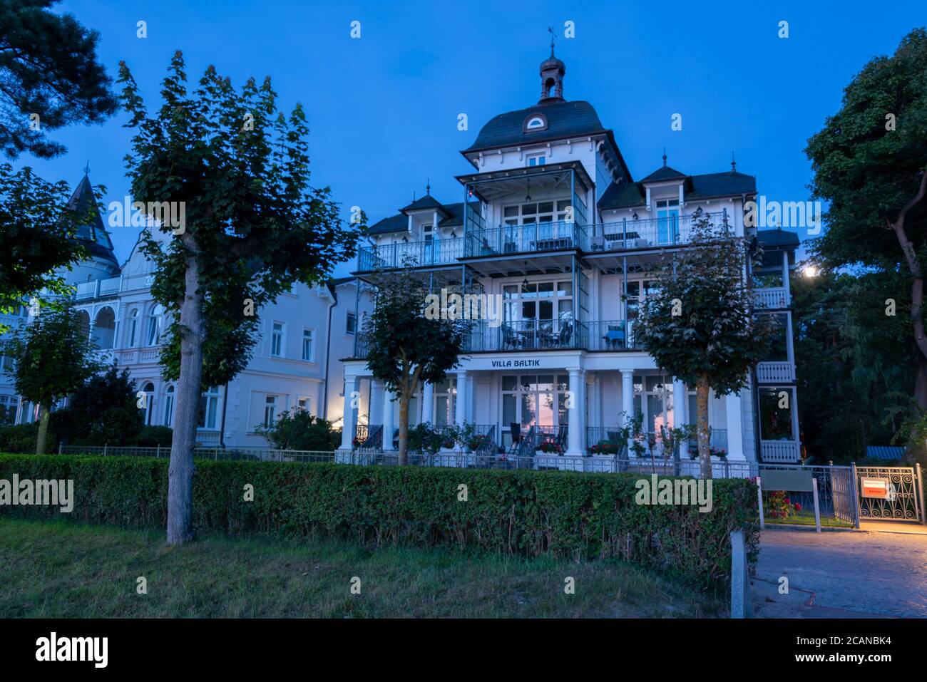 Villa im Stil der Bäderarchitektur, Insel Rügen, Ostseebad Binz, Deutschland Stockfoto