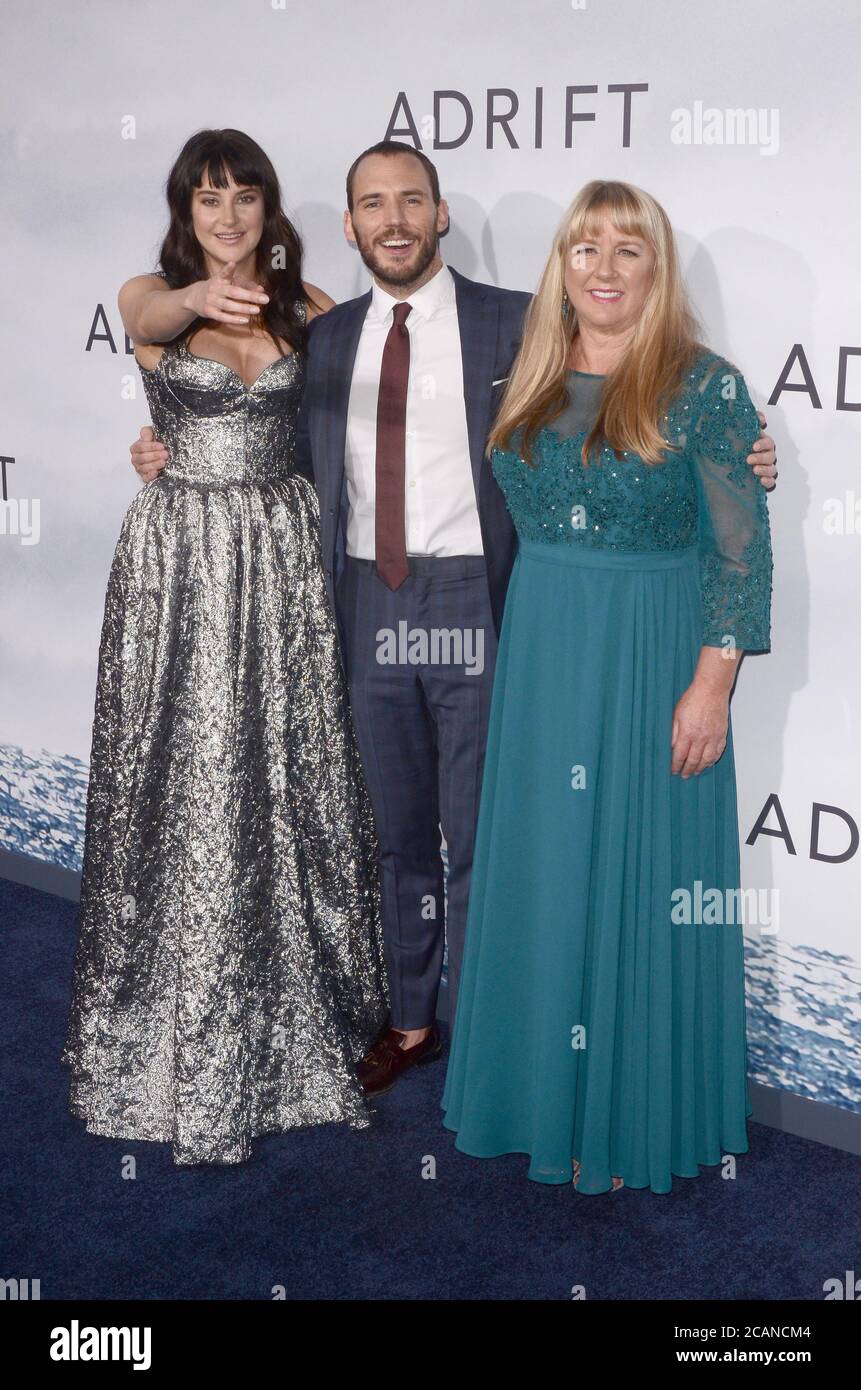 LOS ANGELES - MAI 23: Shailene Woodley, Sam Claflin, Tami Oldham bei der 'Adrift'-Weltpremiere im Regal LA Live am 23. Mai 2018 in Los Angeles, CA Stockfoto