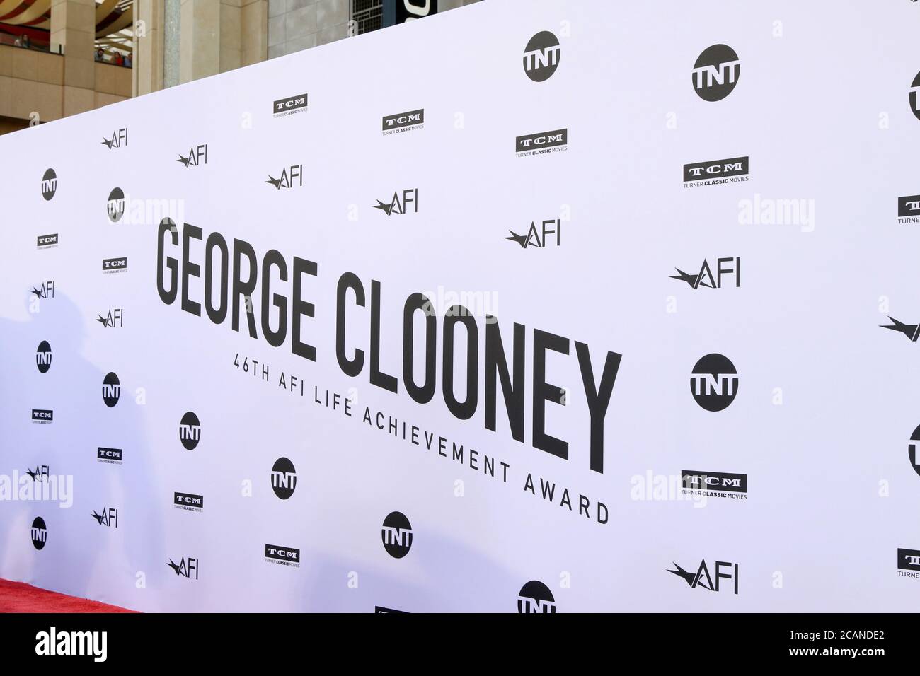 LOS ANGELES - 7. JUNI: Atmosphäre beim American Film Institute Lifetime Achievement Award an George Clooney im Dolby Theater am 7. Juni 2018 in Los Angeles, CA Stockfoto