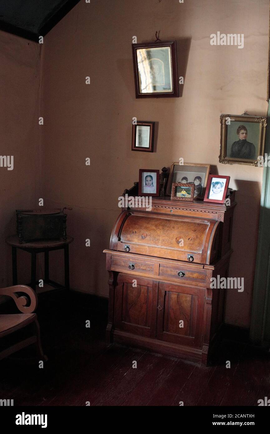 Innenansicht der Hacienda Tiliviche, ehemaliges Siedlerhaus und Museum, nordöstlich von Iquique, Nordchile 15. Oktober 2017 Stockfoto