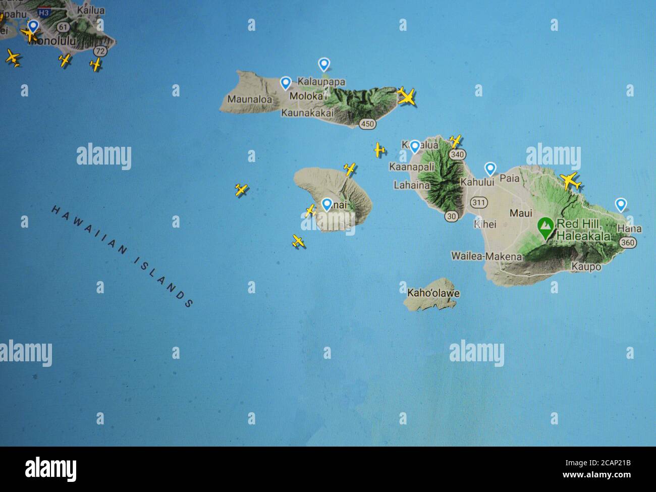 Flugverkehr über Hawaii-Inseln, (06. august 2020, UTC 18.50) im Internet mit Flightradar 24 Website, während der Coronavirus Pandemie Periode Stockfoto