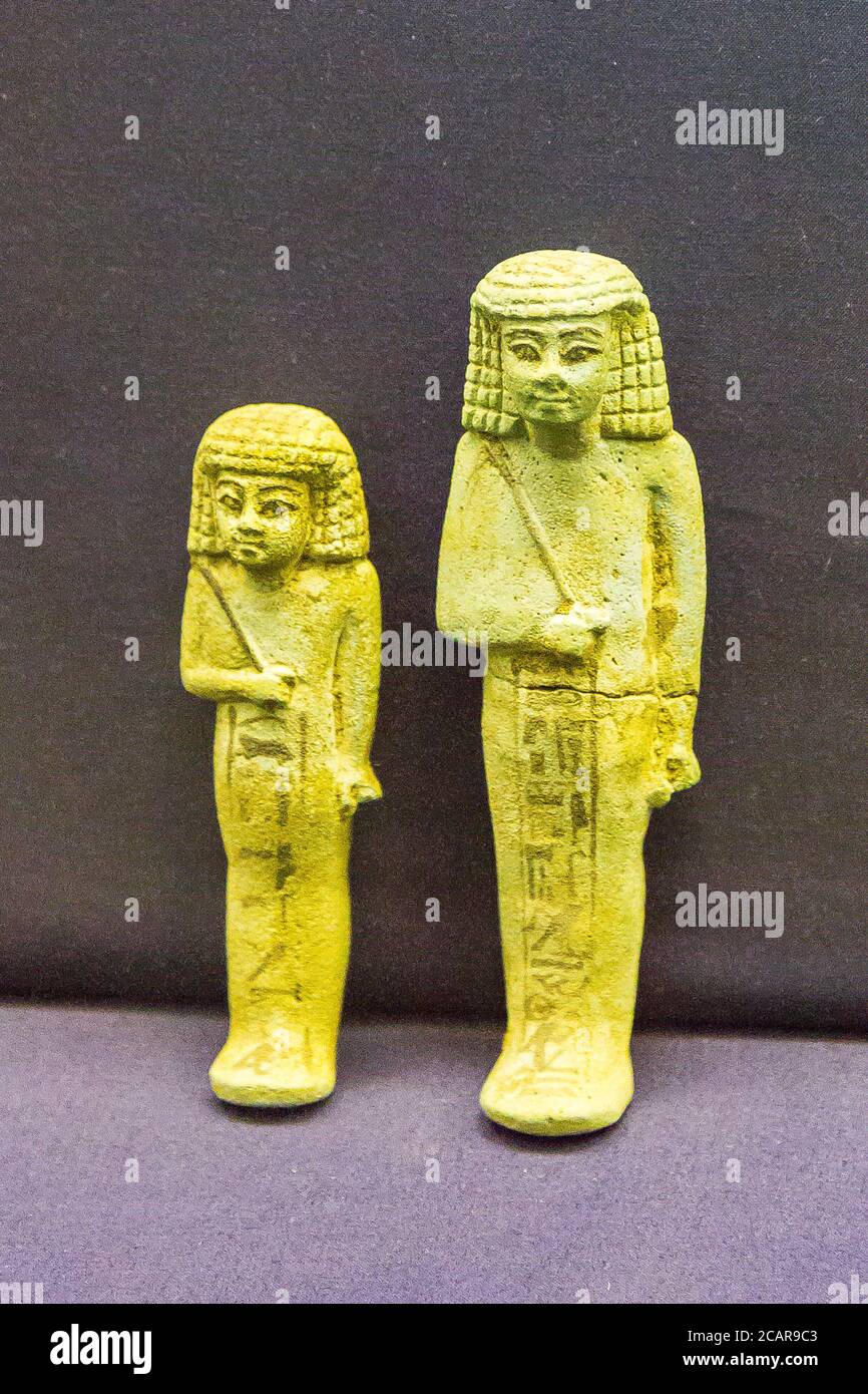 Ägypten, Kairo, Ägyptisches Museum, Begräbnismaterial in der königlichen Nekropole von Tanis gefunden : Ushabtis von Prinz Hornakht. Stockfoto