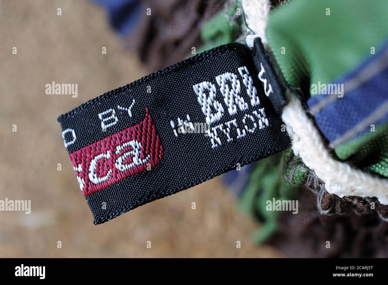 1970S BRI NYLON-LABEL IN VINTAGE-KLEIDUNG RE KUNSTSTOFF KLEIDUNG MODE BRINYLON STOFF ETC UK Stockfoto