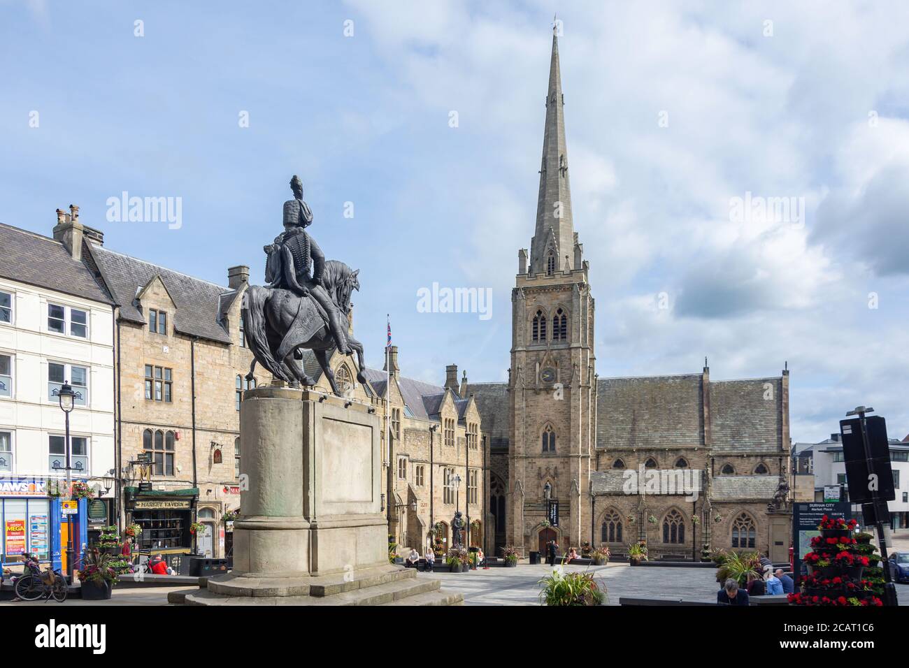 St. Nicholas’ Church, Market Place, Durham, County Durham, England, Vereinigtes Königreich Stockfoto