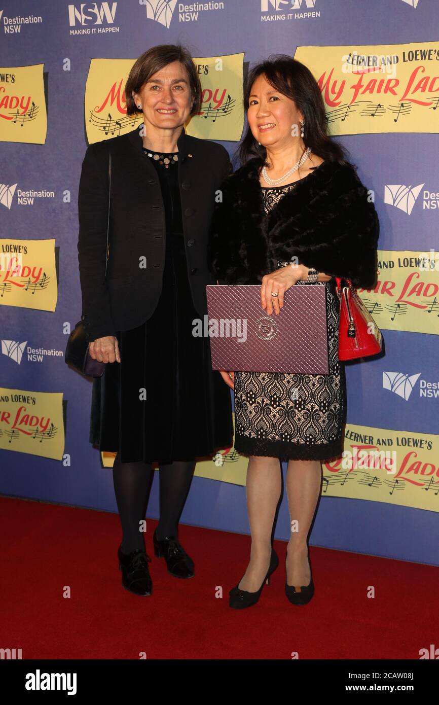 TBC kommt auf dem roten Teppich für die My Fair Lady Australian Premiere im Joan Sutherland Theatre, Sydney Opera House. Stockfoto