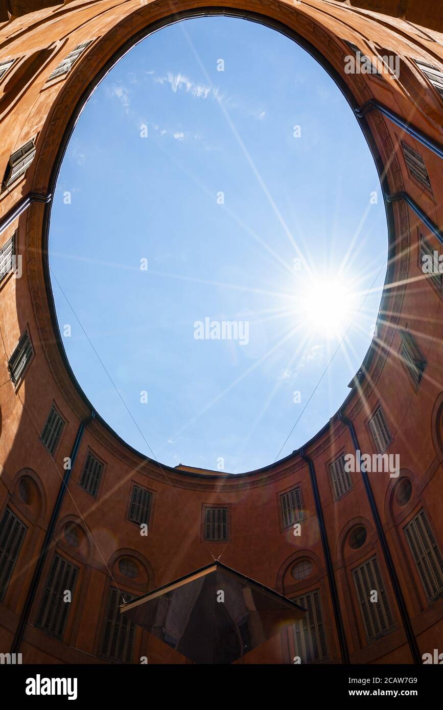 Ferrara, Italien. 6. August 2020. Panoramablick auf das Rotonda Foschini Gebäude in Ferrara, Italien Stockfoto