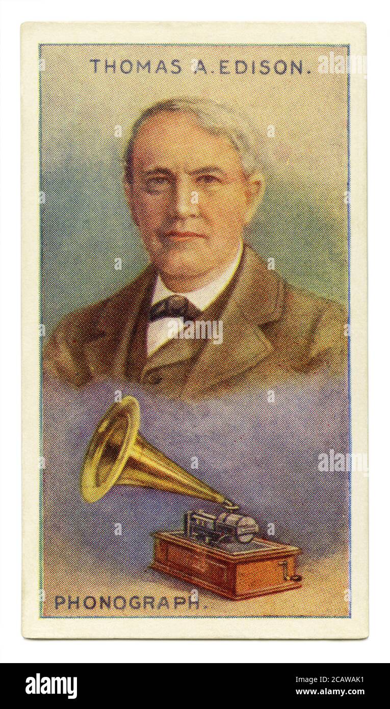 Eine alte Zigarettenkarte (c. 1929) mit einem Porträt von Thomas Alva Edison (1847–1931) und einer Illustration seines Phonographen. Edison war ein amerikanischer Erfinder und Geschäftsmann, der als Amerikas 'größter Erfinder' beschrieben wurde. Er entwickelte viele Geräte in den Bereichen. Die Erfindung, die ihn zum ersten Mal auffiel, war der Phonograph im Jahre 1877. Das war so unerwartet von der Öffentlichkeit, dass es fast magisch schien. Sein erster Phonograph wurde auf einem gerillten Zylinder auf einem Tonträger aufgenommen. Trotz seiner schlechten Klangqualität und Aufnahmen, die nur ein paar Mal abgespielt werden konnten, machte das Gerät Edison zu einem Berühmtheiten. Stockfoto