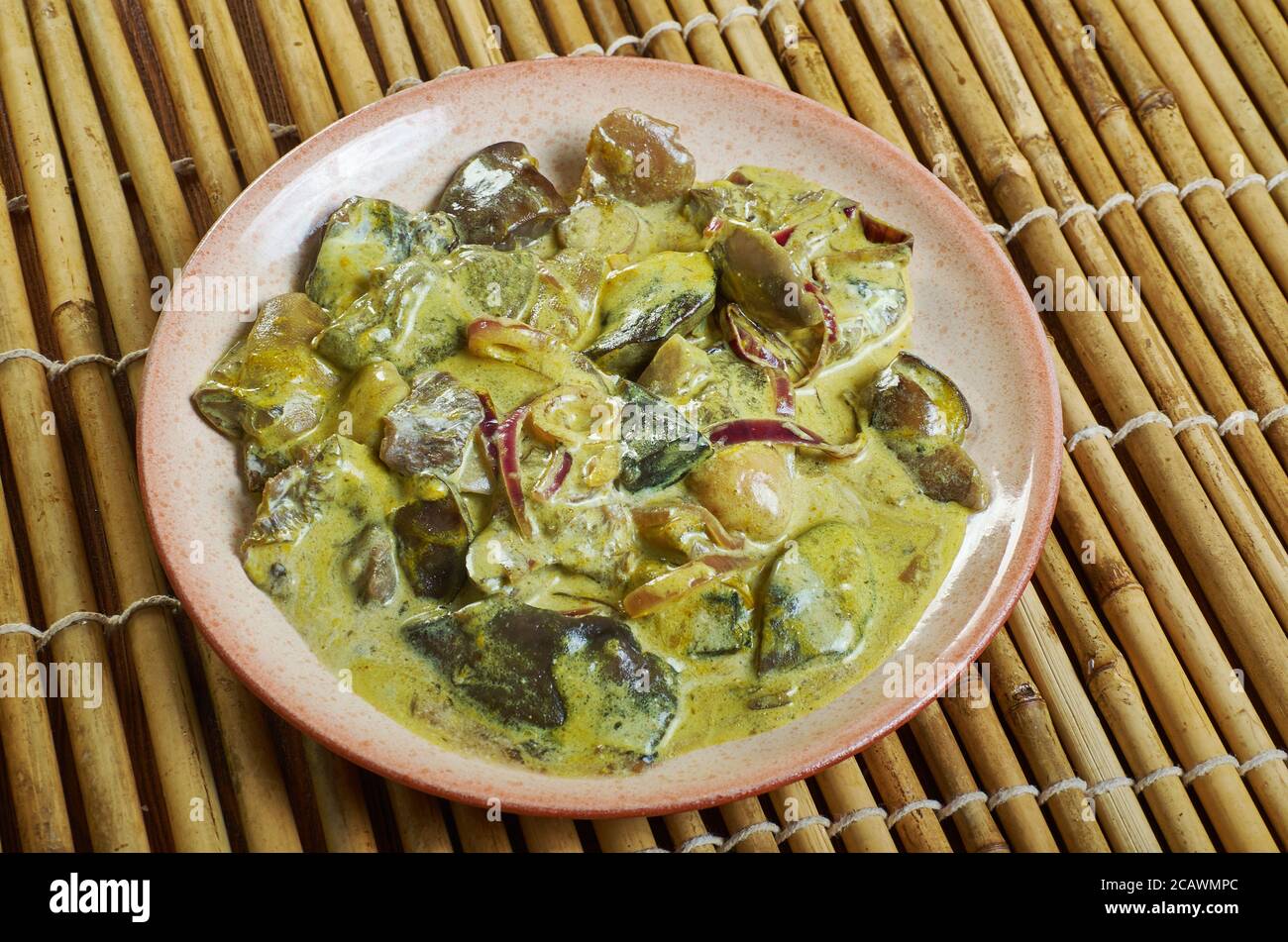 Pilzperatal, Omas Pilz Dry Curry, indische Art Rührpilze gebraten Stockfoto