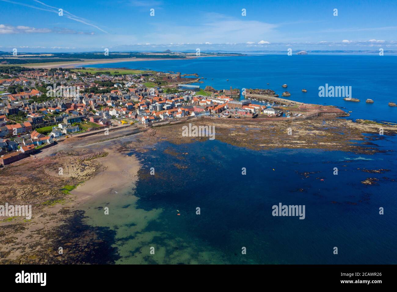 Luftaufnahme von Dunbar, East Lothian, Schottland. Stockfoto
