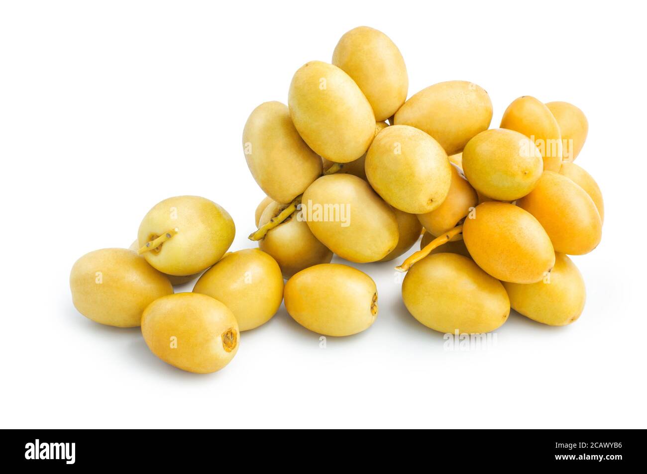 Frische reife gelbe Datum Früchte isoliert auf weißem Hintergrund, Clipping Pfad enthalten. Stockfoto