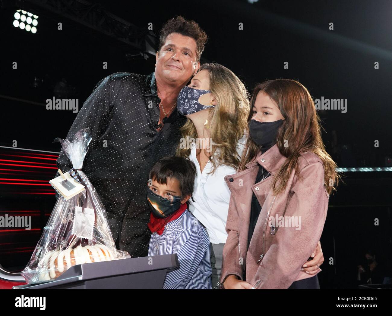 Carlos Vives And Claudia Elena Vasquez Stockfotos Und Bilder Kaufen Alamy