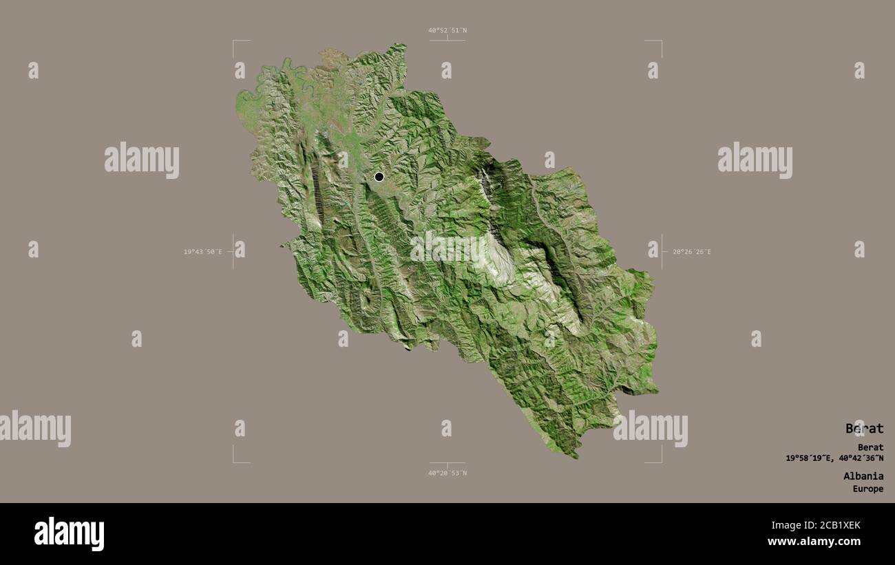 Gebiet von Berat, Grafschaft Albanien, isoliert auf einem soliden Hintergrund in einem georeferenzierten Begrenzungsrahmen. Beschriftungen. Satellitenbilder. 3D-Rendering Stockfoto