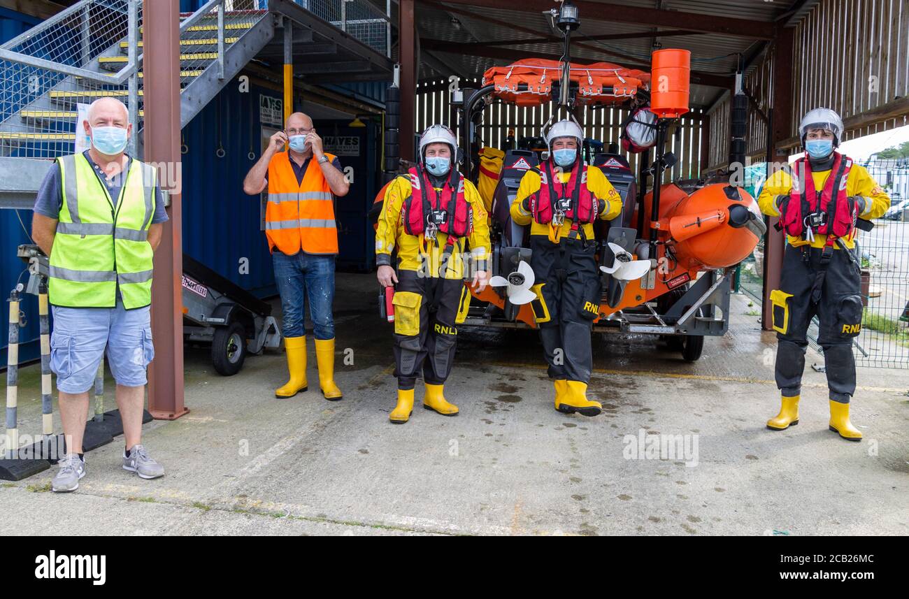 RNLI Crew und RIB, Irland, Union Hall, RNLI Irland, Sea Rescue Stockfoto