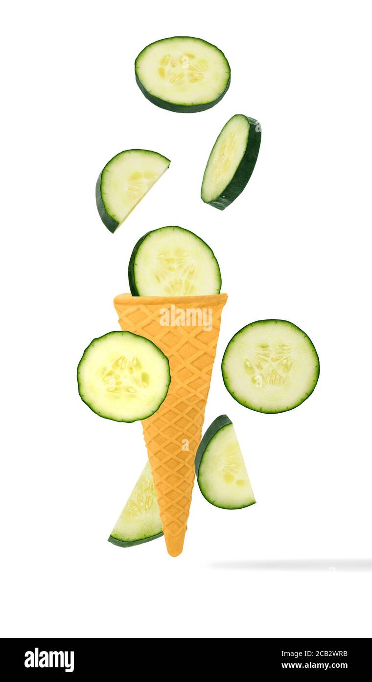 Eiszapfen mit Zutaten in Bewegung Stockfoto