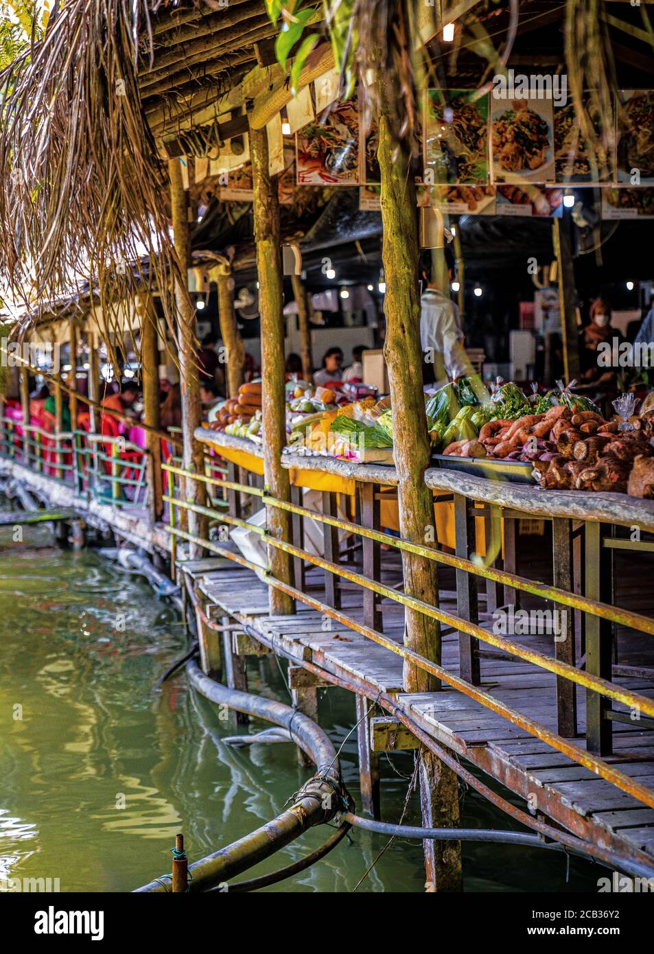 Schwimmender Obst- und Gemüsemarkt in Kuala Lumpur, Malaysia Stockfoto
