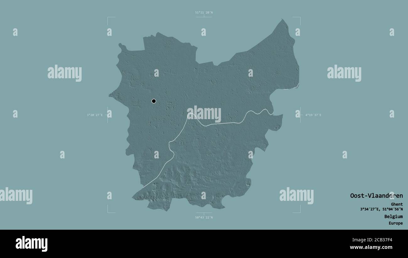 Gebiet von Oost-Vlaanderen, Provinz Belgien, isoliert auf einem soliden Hintergrund in einem georeferenzierten Begrenzungsrahmen. Beschriftungen. Farbige Höhenkarte. 3D-Rendering Stockfoto