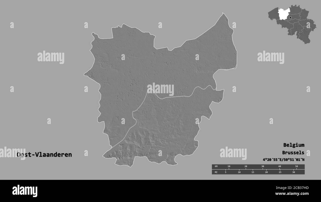 Form von Oost-Vlaanderen, Provinz Belgien, mit seiner Hauptstadt auf festem Hintergrund isoliert. Entfernungsskala, Regionenvorschau und Beschriftungen. Bilevel eleva Stockfoto