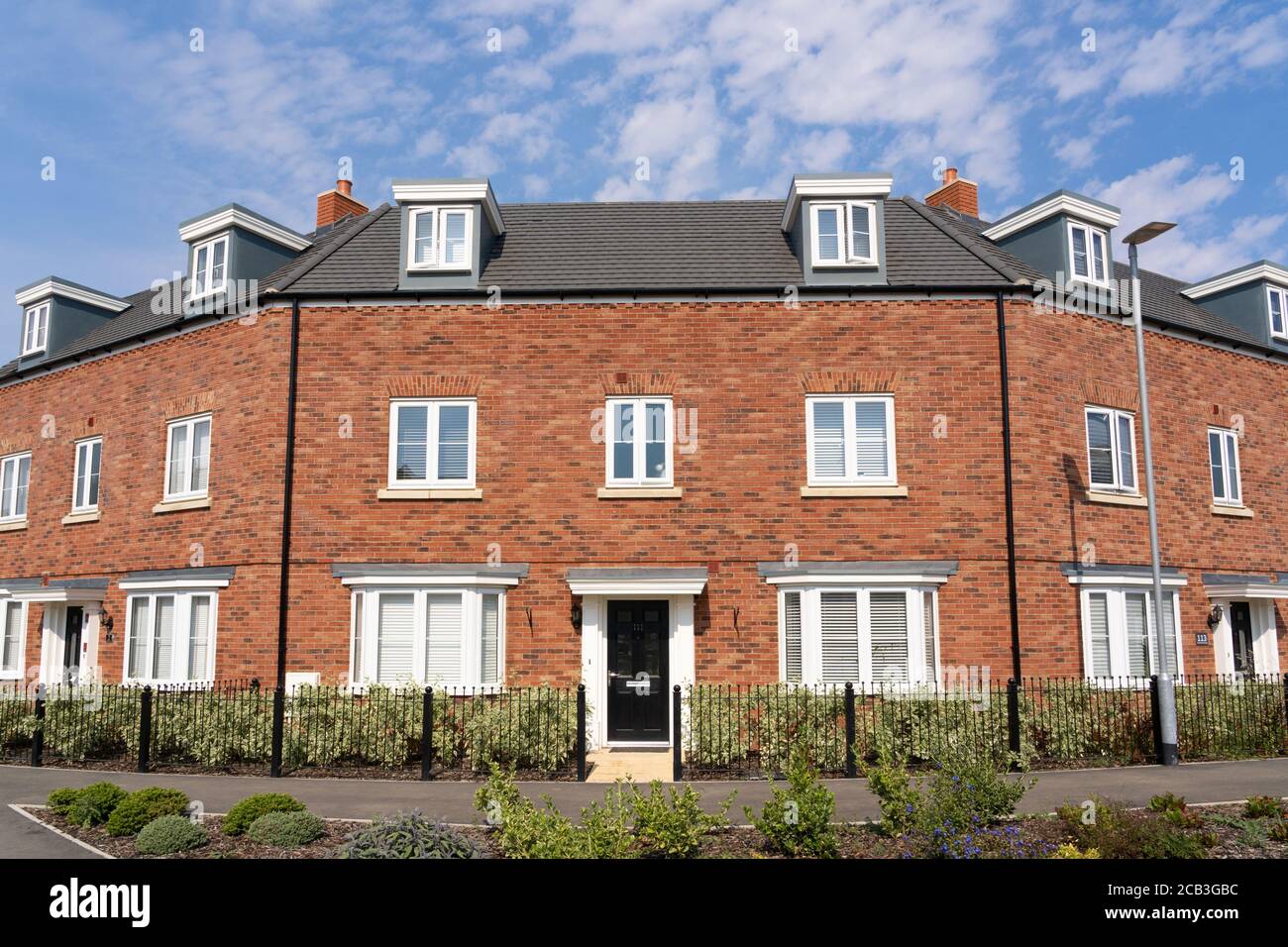 Neubau Häuser in der neuen Stortford Fields Wohnsiedlung Entwicklung. Bishop's Stortford, Hertfordshire. England. VEREINIGTES KÖNIGREICH. Stockfoto