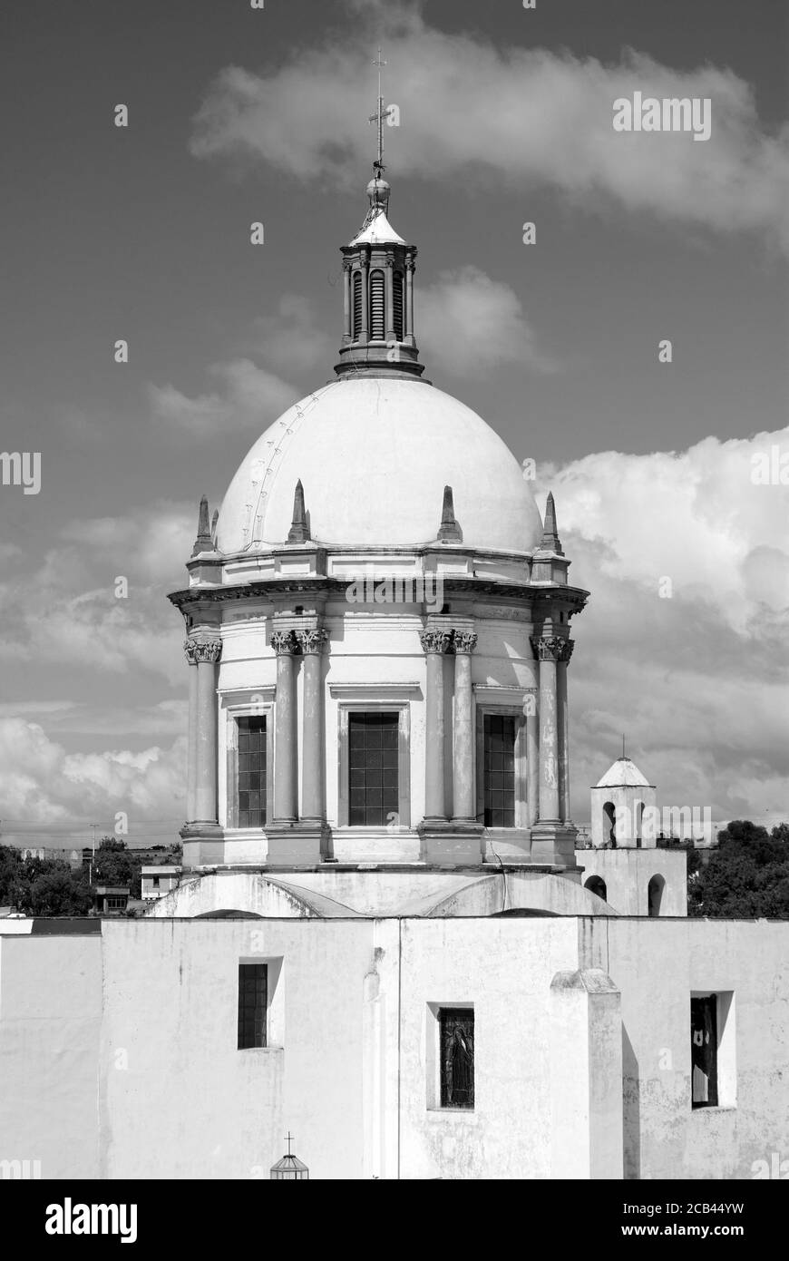 Kuppel der Parroquia San Pedro Kirche im 19. Jahrhundert Bergbaustadt Mineral de Pozos, Guanajuato, Mexiko Stockfoto