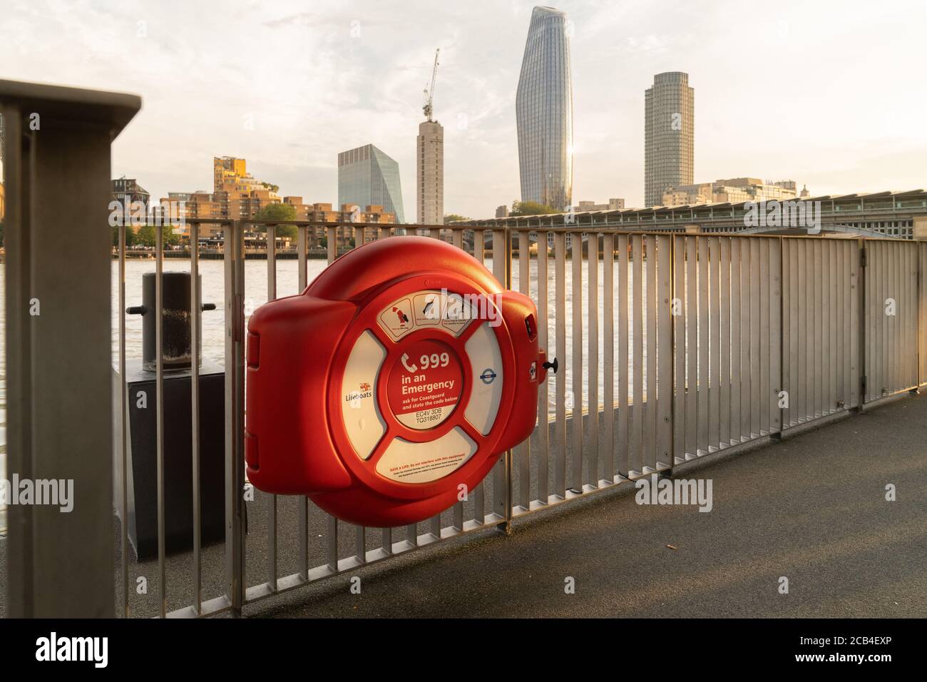 999 Notboje, Blackfriars Pier Stockfoto