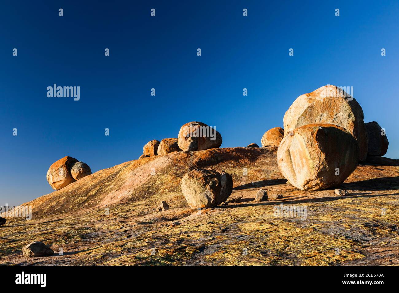 Matobo Hügel, dramatische natürliche Felsformationen, auf dem Hügel 'World's View', Matobo Nationalpark, Bulawayo, Matabeleland Süd, Simbabwe, Afrika Stockfoto