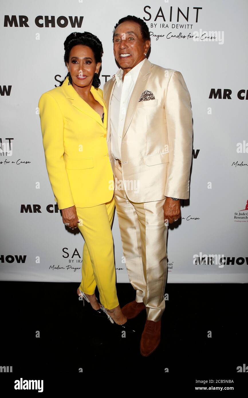 LOS ANGELES - 4. JUNI: Frances Glandney, Smokey Robinson bei der SAINT Modern Prayer Candles for A Cause Start bei Mr. Chow am 4. Juni 2019 in Beverly Hills, CA Stockfoto