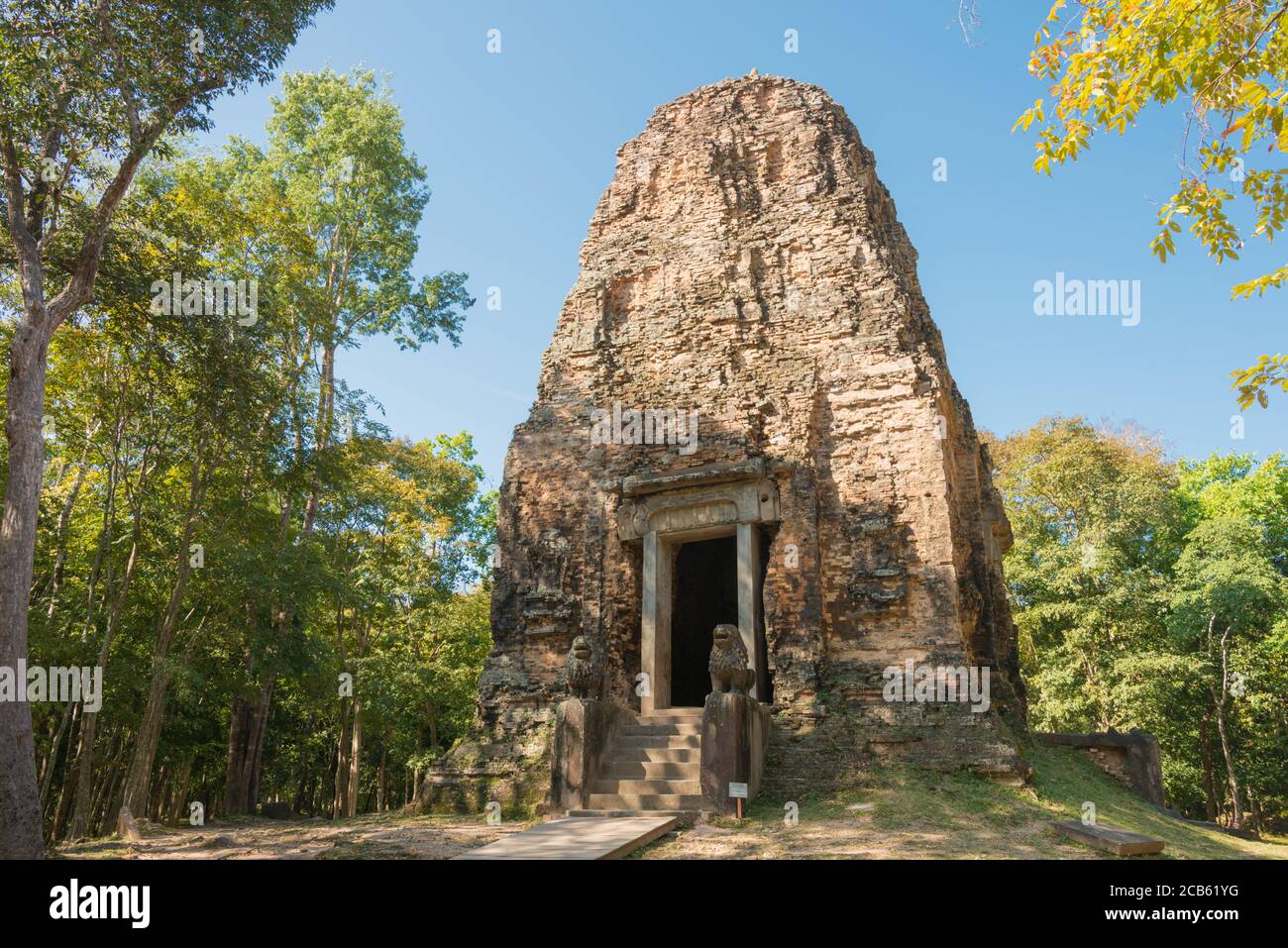 Kampong Thom, Kambodscha - Sambor Preis Kuk in Kampong Thom, Kambodscha. Es ist Teil der Tempelzone von Sambor Preis Kuk Weltkulturerbe. Stockfoto