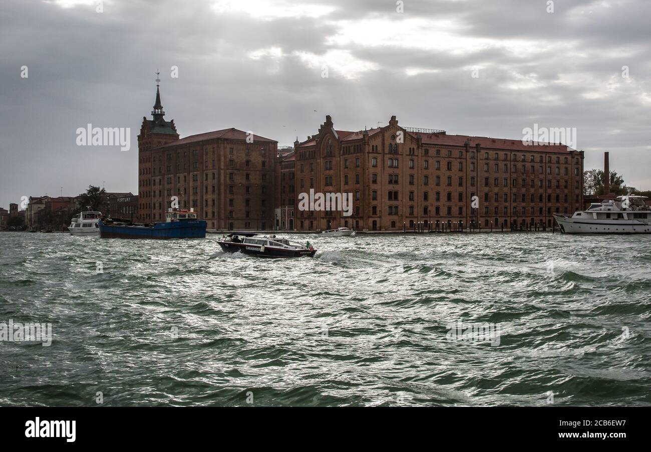 Venedig, Stucky-Mühle, Bauherr Giovanni Stucky, Architekt Ernst Wullekopf, Baubeginn 1895, Getreidemühle und Nudelfabrik, stillgelgt 1955, heute Hotel Stockfoto