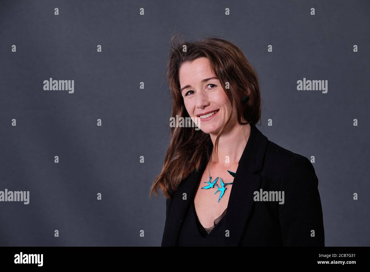 Die britische Schriftstellerin Rachel Hewitt besucht während des Edinburgh eine Fotozelle Internationales Buchfestival 2018 Stockfoto