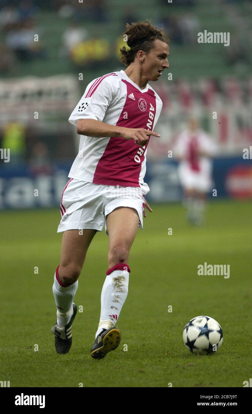 Mailand Italien 16. September 2003, 'G.MEAZZA SAN SIRO' Stadion, UEFA Champions League 2003/2004, AC Mailand - FC Ajax: Zlatan Ibrahimovic in Aktion während des Spiels Stockfoto