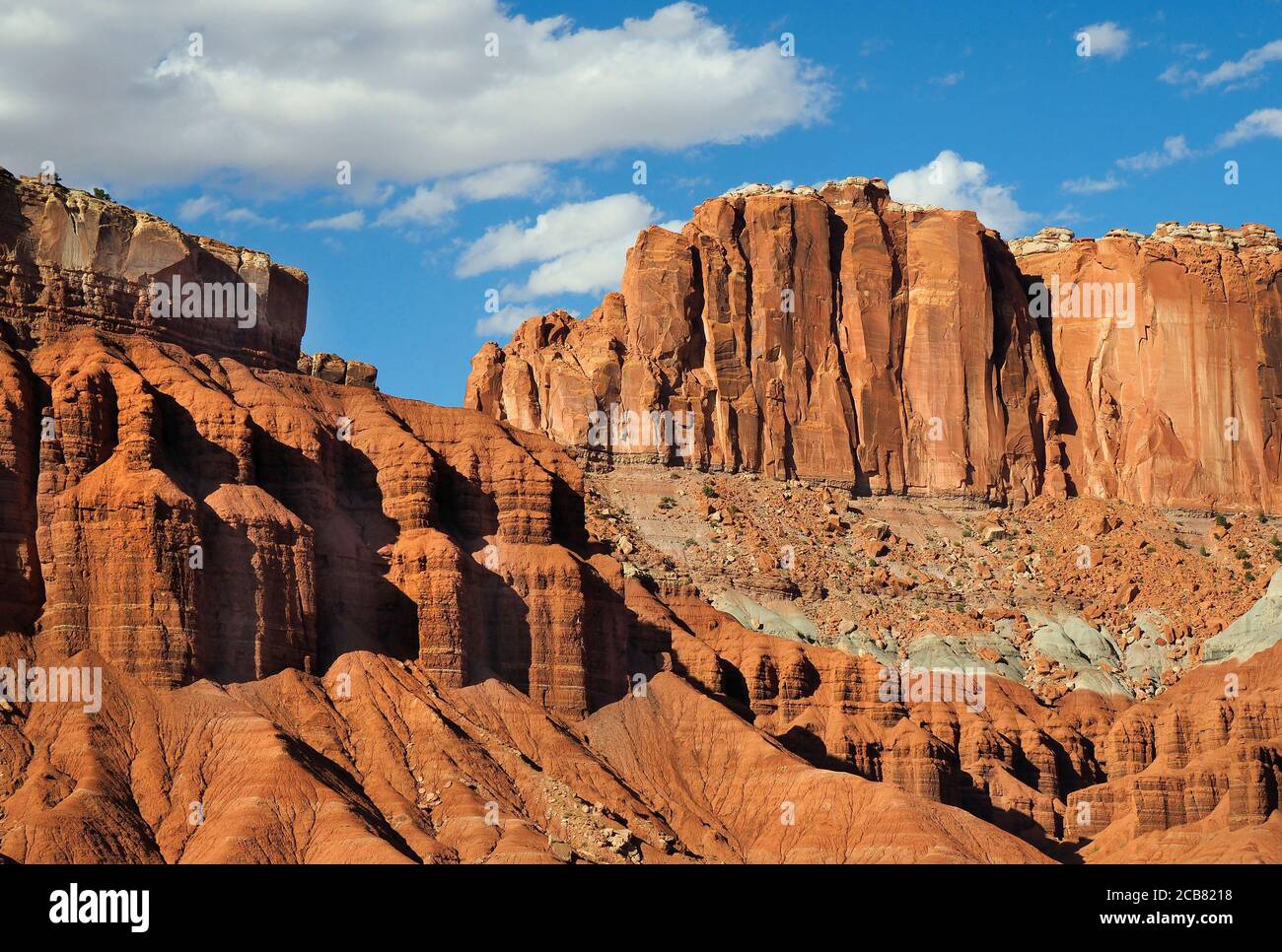 Die stark erodierten Red Rock Formationen des Capital Reef National Park, Utah Stockfoto
