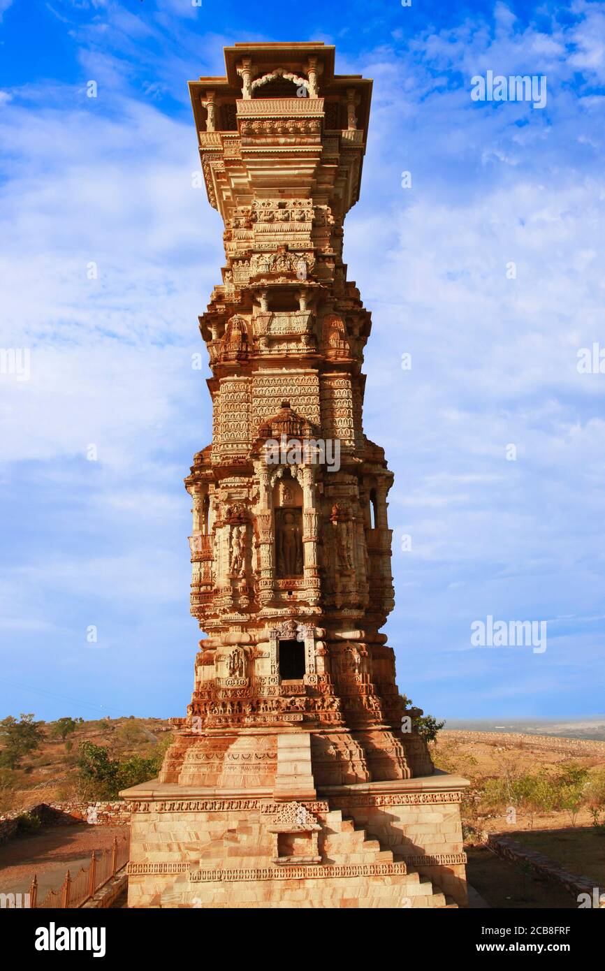 Unglaubliches Indien - Chittorgarh Fort. Vijaya Stambha Turm. Rajsathan Reisen und Sehenswürdigkeiten Stockfoto