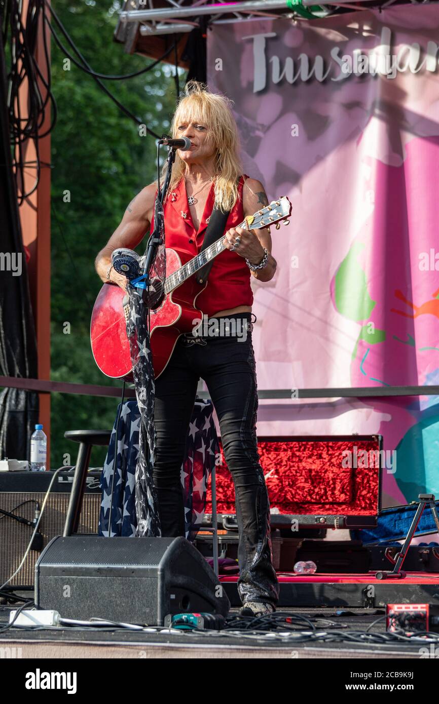 Michael Monroe auf der Bühne beim Krapin Paja Open-Air Konzert in Tuusula, Finnland Stockfoto