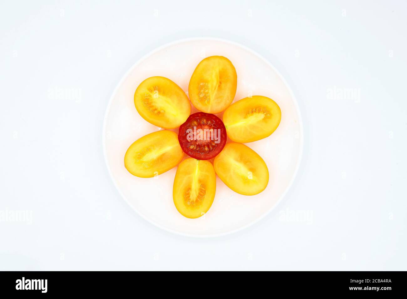 Schneiden Sie Tomatenblütenmuster Stockfoto