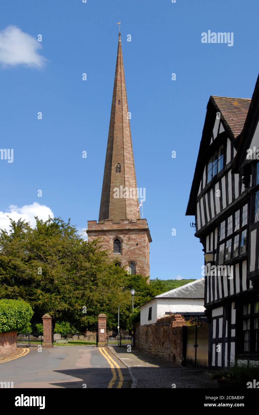 Der Turm der Pfarrkirche St. Michael und alle Engel, Ledbury, Herefordshire, England Stockfoto