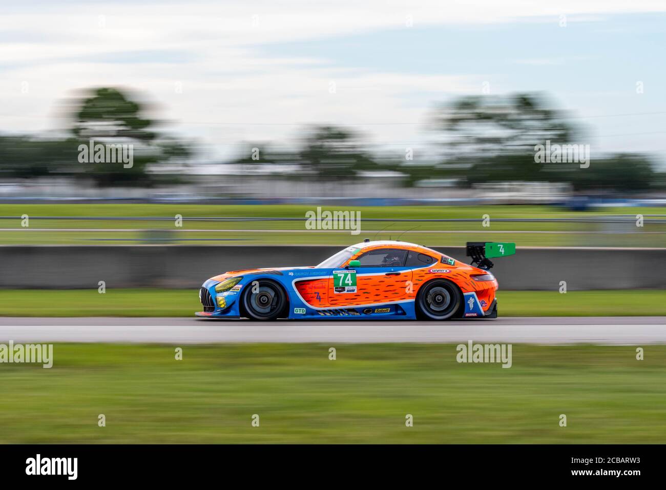 Der #74 AMG GT in Richtung der berühmten Kurve 7 beim Cadillac Grand Prix auf dem Sebring International Raceway. Stockfoto