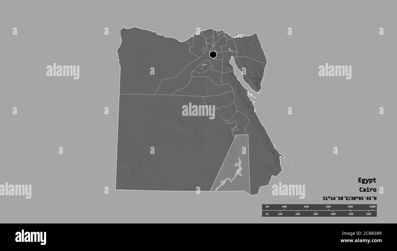 Entsättigte Form von Ägypten mit seiner Hauptstadt, der wichtigsten regionalen Teilung und der abgetrennten Assuan-Bereich. Beschriftungen. Höhenkarte mit zwei Ebenen. 3D-Rendering Stockfoto