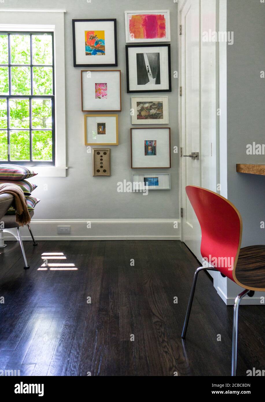 Familienzimmer, Leseraum, Schreibtischbereich Stockfoto