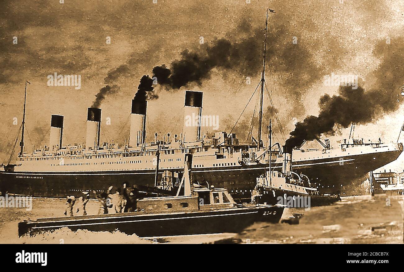 20. Oktober 1910 - Start des britischen White Star Liners Olympic, Schwesterschiff der Titanic. RMS Olympic war das führende Schiff des Trios der Olympiaklasse der White Star Line. Sie wurde von Harland und Wolff aus Belfast, Irland, mit einer Arrol Gantry gebaut. Sie beendete ihre Tage, indem sie in Jarrow, England, mit dem Rumpf in Inverkeithing, Schottland abgebaut wurde Stockfoto