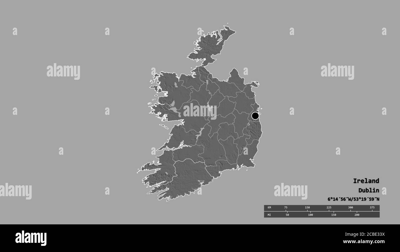 Entsättigte Form von Irland mit seiner Hauptstadt, Hauptregionalteilung und dem abgetrennten Cork-Gebiet. Beschriftungen. Höhenkarte mit zwei Ebenen. 3D-Rendering Stockfoto