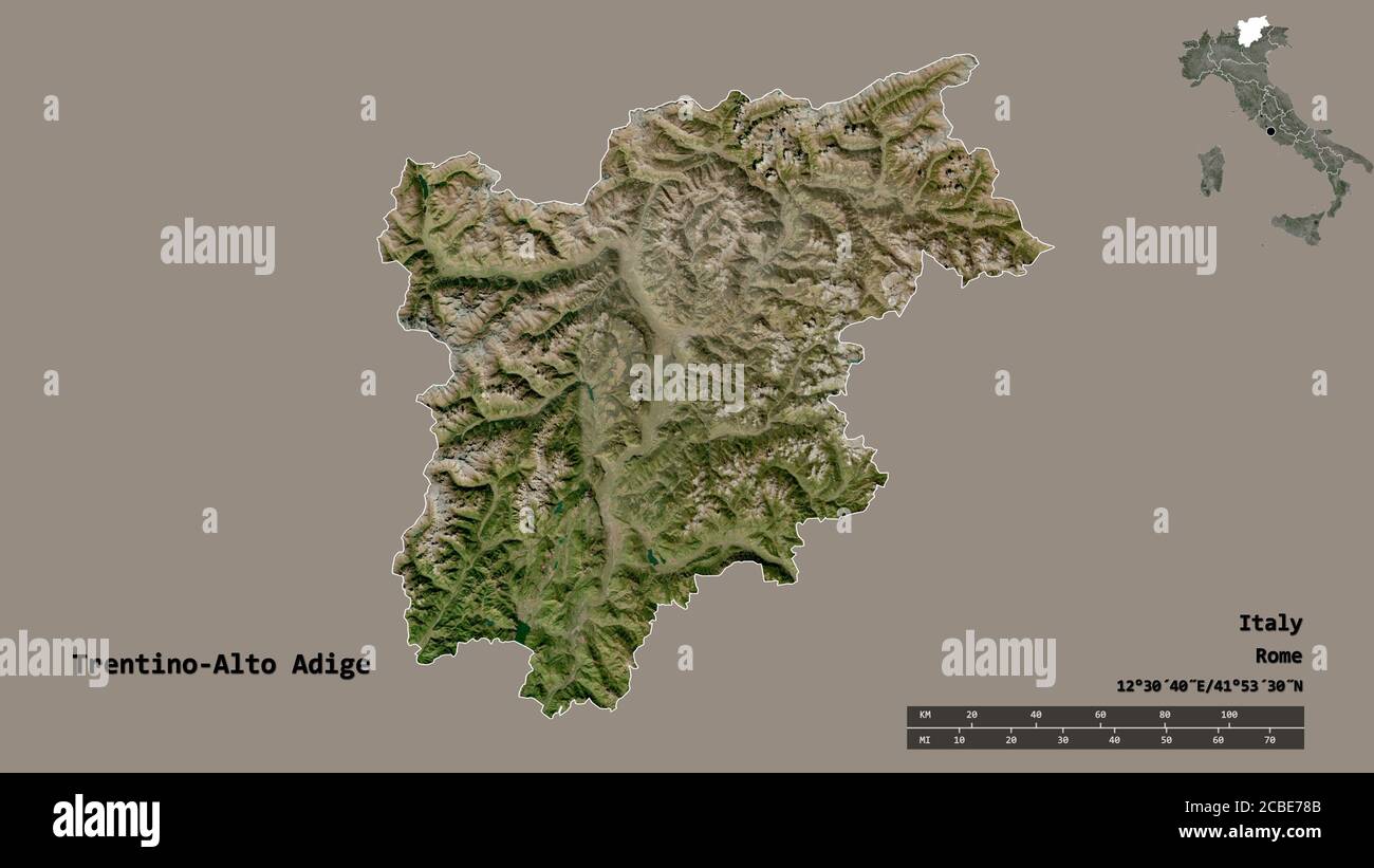 Form von Trentino-Südtirol, autonome Region Italiens, mit seiner Hauptstadt isoliert auf festem Hintergrund. Entfernungsskala, Regionenvorschau und Beschriftungen. Sa Stockfoto